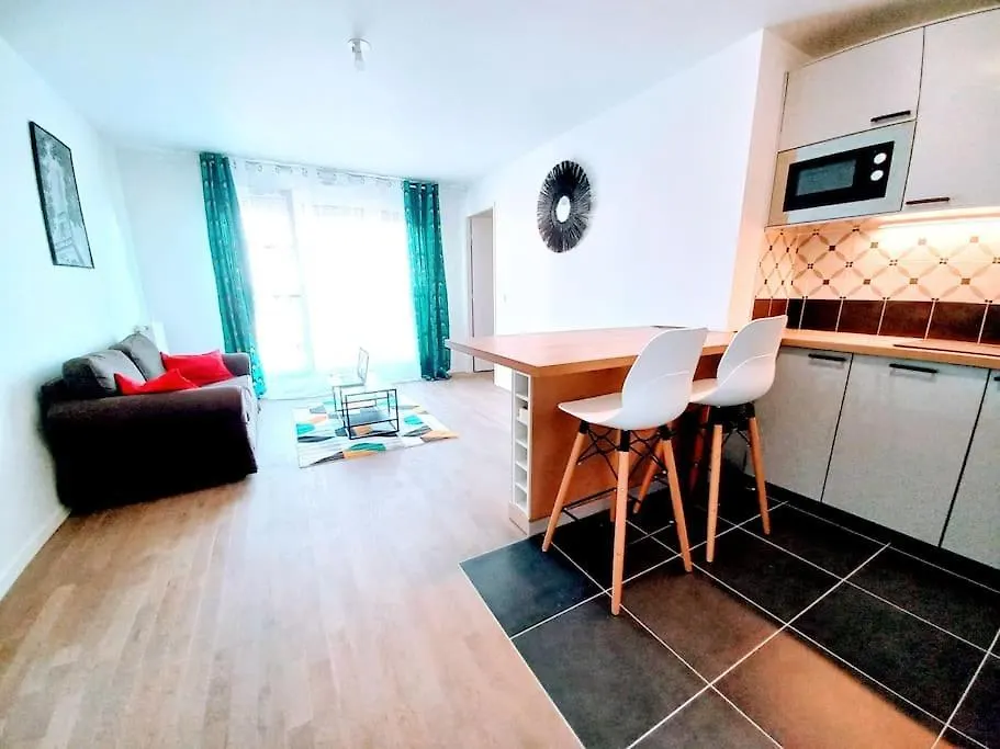 Melody Clamart, 25 Min De Paris, Tramway 6, Parking Γαλλία