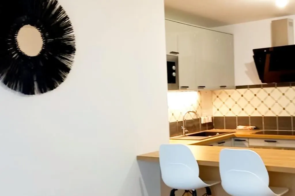 Apartment Melody Clamart, 25 Min De Paris, Tramway 6, Parking